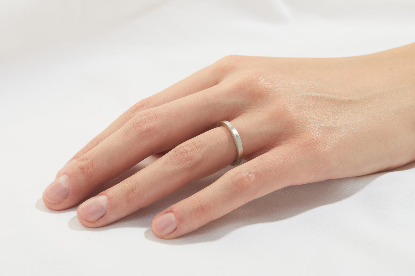 Saana Wedding Band in White Gold